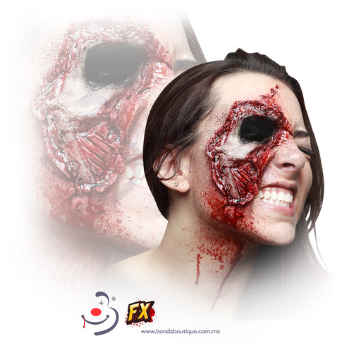 CLOSER LOOK - Bond's Boutique